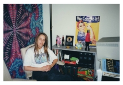 Alisa in her office. "We can do it!"